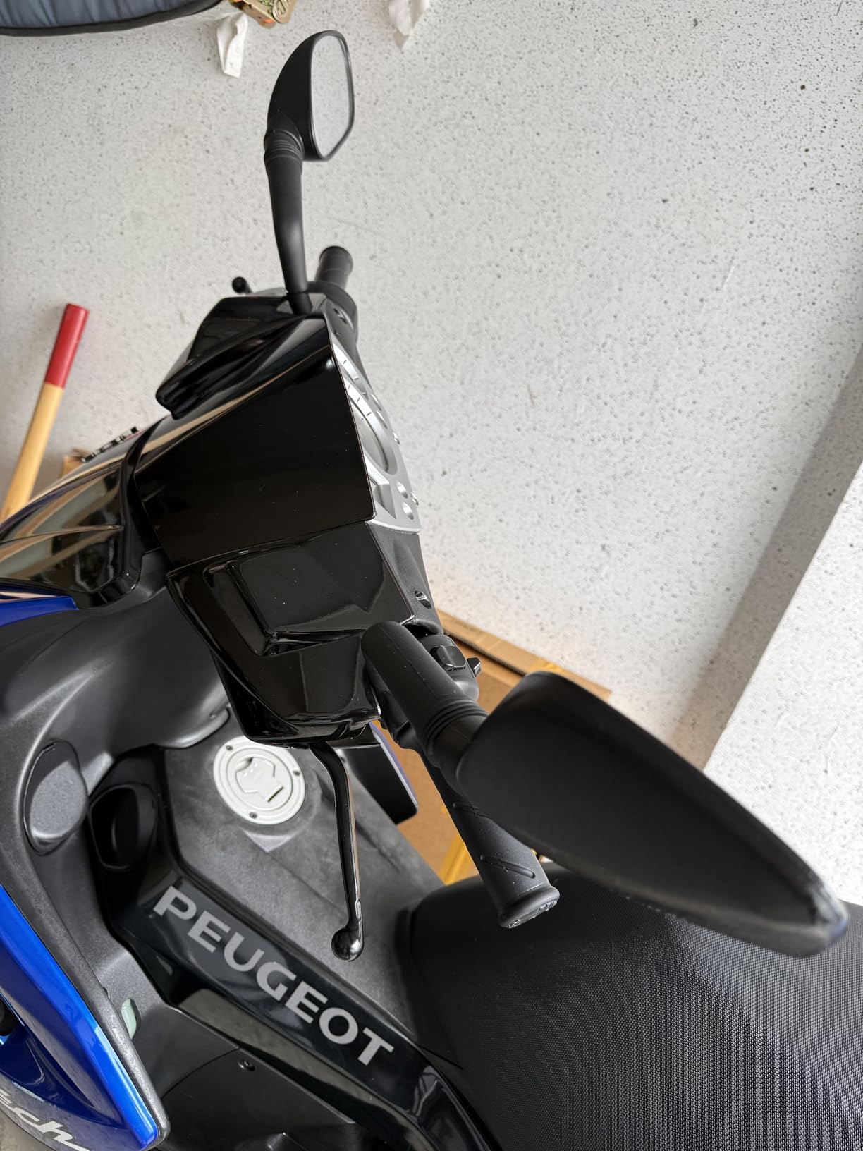 Tiefenschwarz statt grau