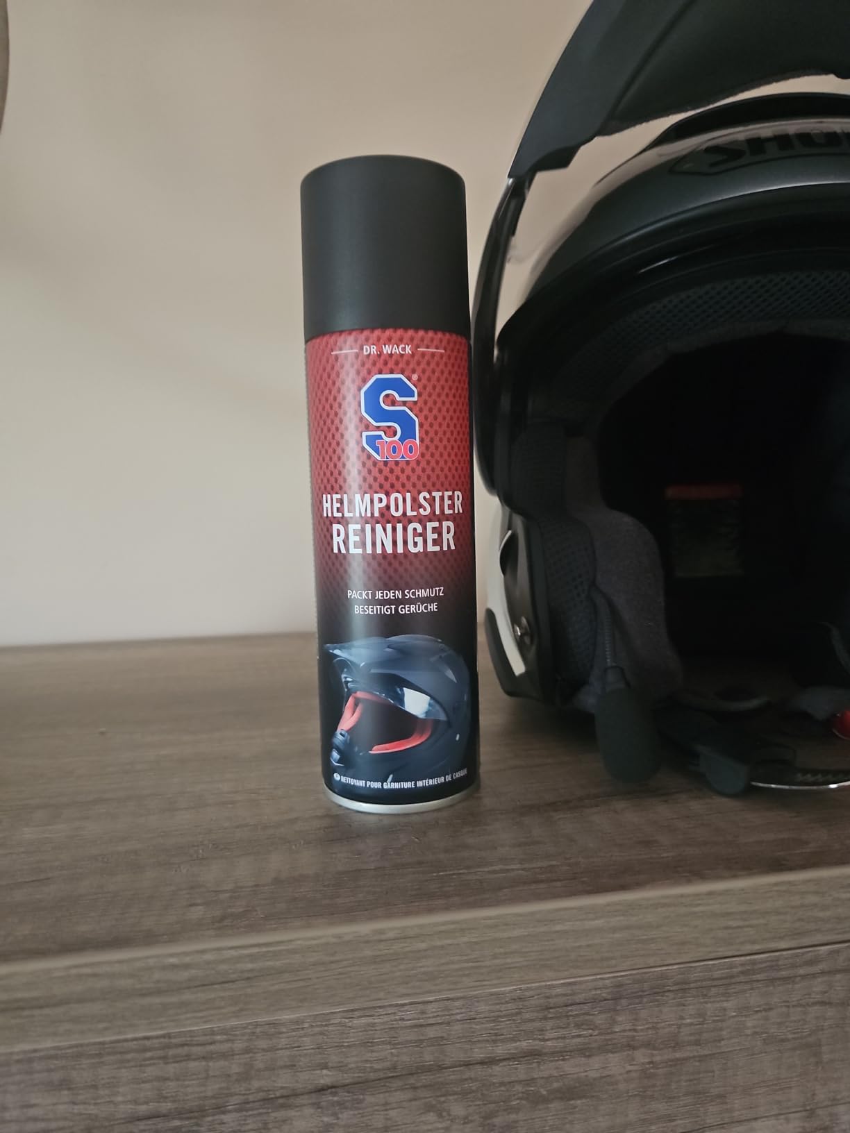 Helm riecht wieder frisch