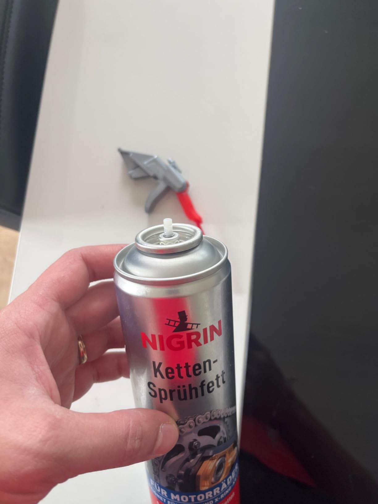 Schleudert bei zu viel ab